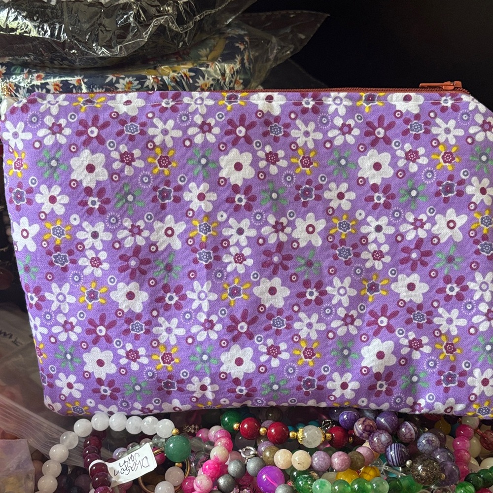#03W Charming Floral Cosmetic Bag in Purple